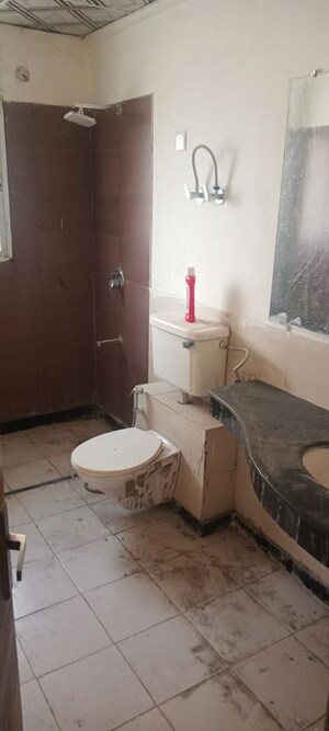 Bathroom in 4 BHK Apartment at Dundahera – for Rent