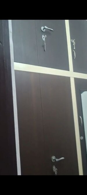 Furnished Amenities in 2 BHK Apartment at Ahinsa Khand 2 – for Rent