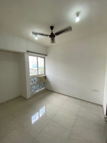Room in 2 BHK Apartment at Lodha Golden Dream, Dombivli East – for Rent