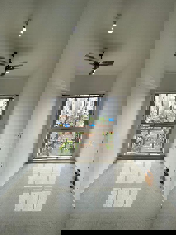 2 BHK Apartment For Rent in Lodha Golden Dream