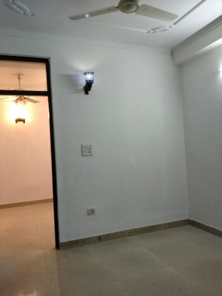 Room, saket 1 Bedroom 450 Sq.Ft. Builder Floor In Saket Delhi 9766826