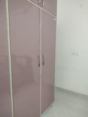 Furnished Amenities in 2 BHK Builder Floor at Niti Khand Iii – for Rent