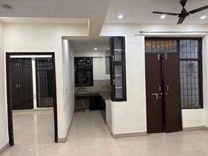 Room in 1.5 BHK Independent House at Sector 56 – for Rent