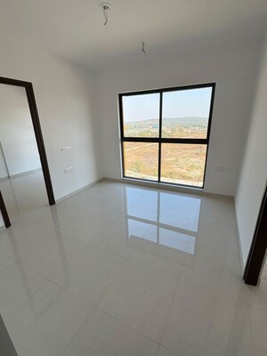 Room in 1 BHK Apartment at Lodha Palava Crown, Dombivli East – for Rent