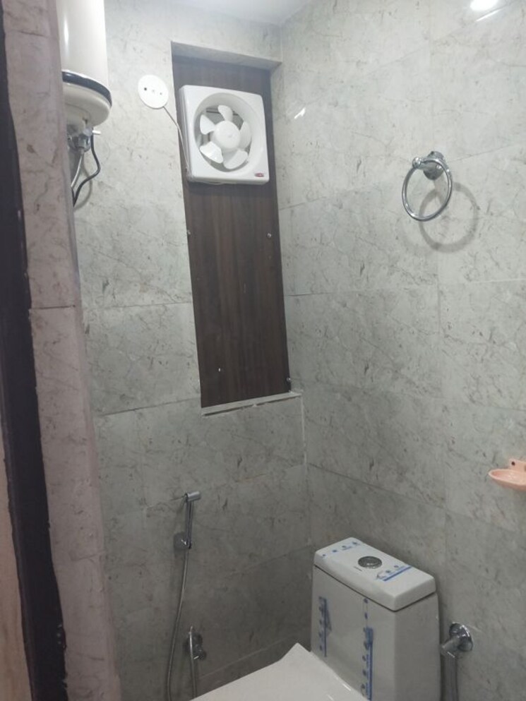 Bathroom, dhoot-time-residency 1 RK 250 Sq.Ft. Apartment In Sector 63 Gurgaon 9766894