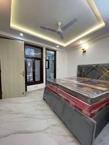 Bedroom in 2 BHK Builder Floor at Saket – for Rent