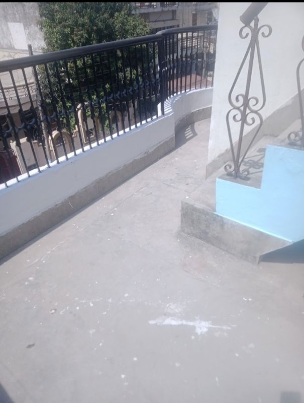 1 BHK + Study Room Villa For Rent in Aliganj