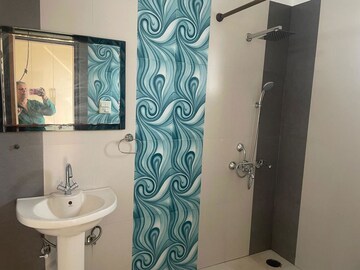 Furnished Amenities in 2 BHK Villa at RWA Apartments Sector 52, Sector 52 – for Rent