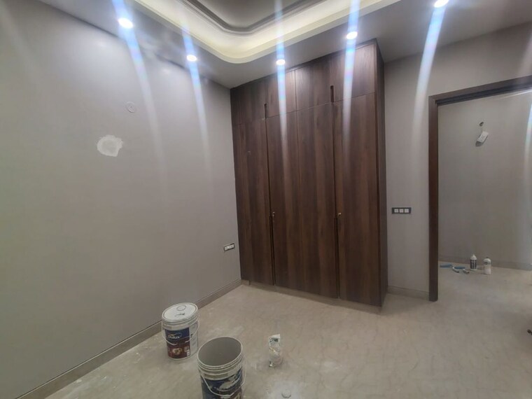 Room, chittaranjan park 3 Bedroom 1600 Sq.Ft. Builder Floor In Chittaranjan Park Delhi 9767000