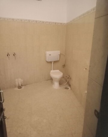 Bathroom in 1 BHK Villa at Aliganj – for Rent
