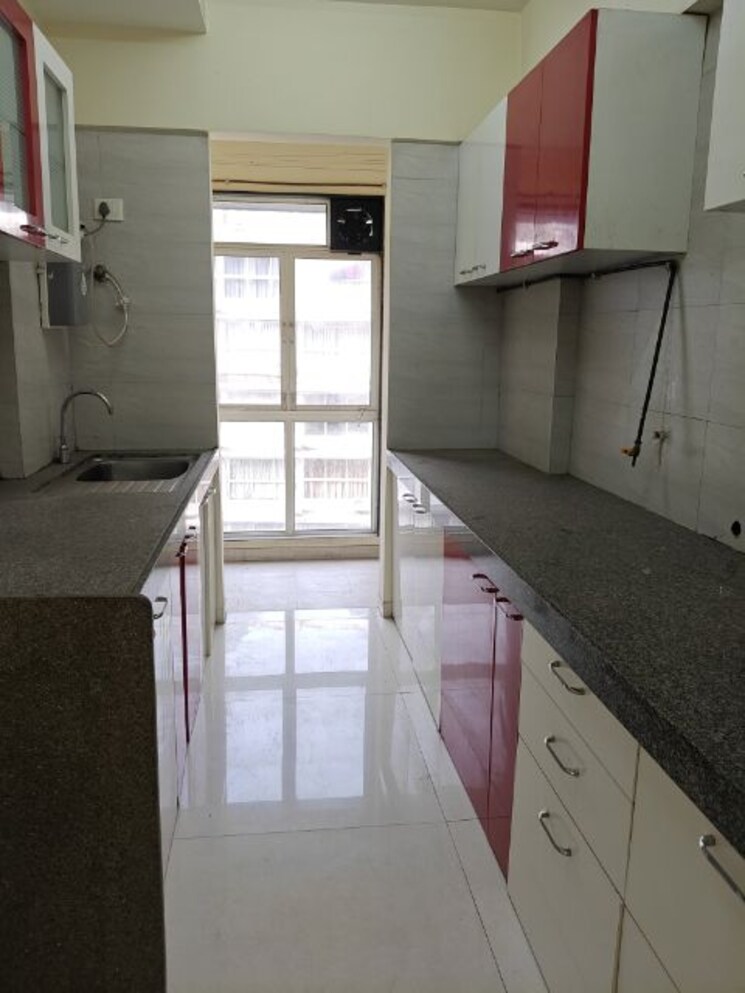Kitchen, godrej-central 2 Bedroom 754 Sq.Ft. Apartment In Chembur Mumbai 9767018