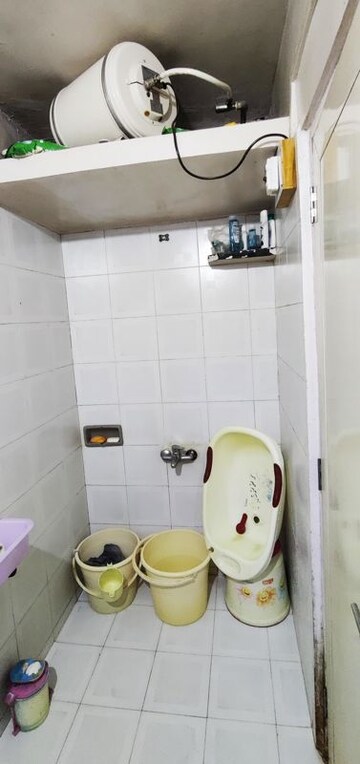 Bathroom in 2 BHK Apartment at Happy Colony – for Rent