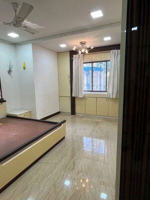 Bedroom in 3 BHK Apartment at Prabhadevi – for Rent
