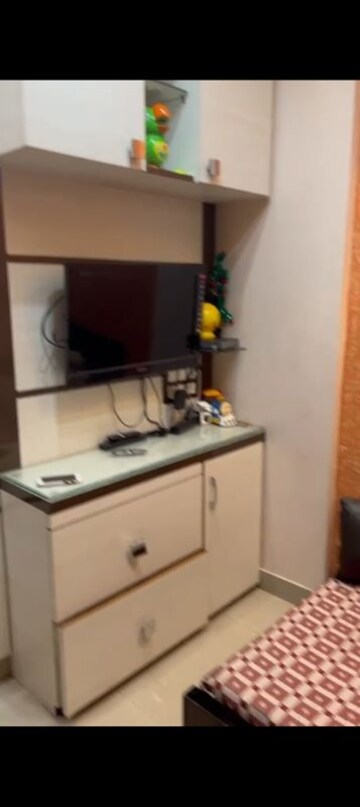 Room in 2 BHK Apartment at Raj Nagar Extension – for Rent