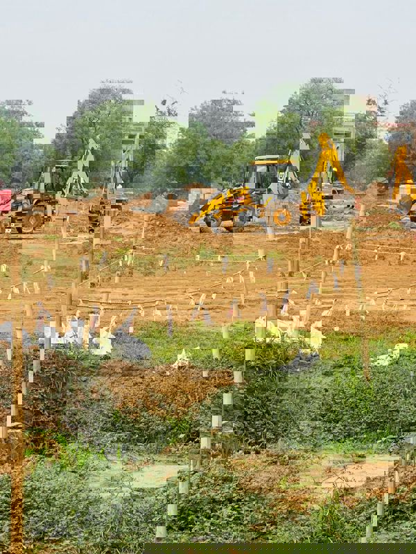 Plot For Sale in Signature Global City of Colours