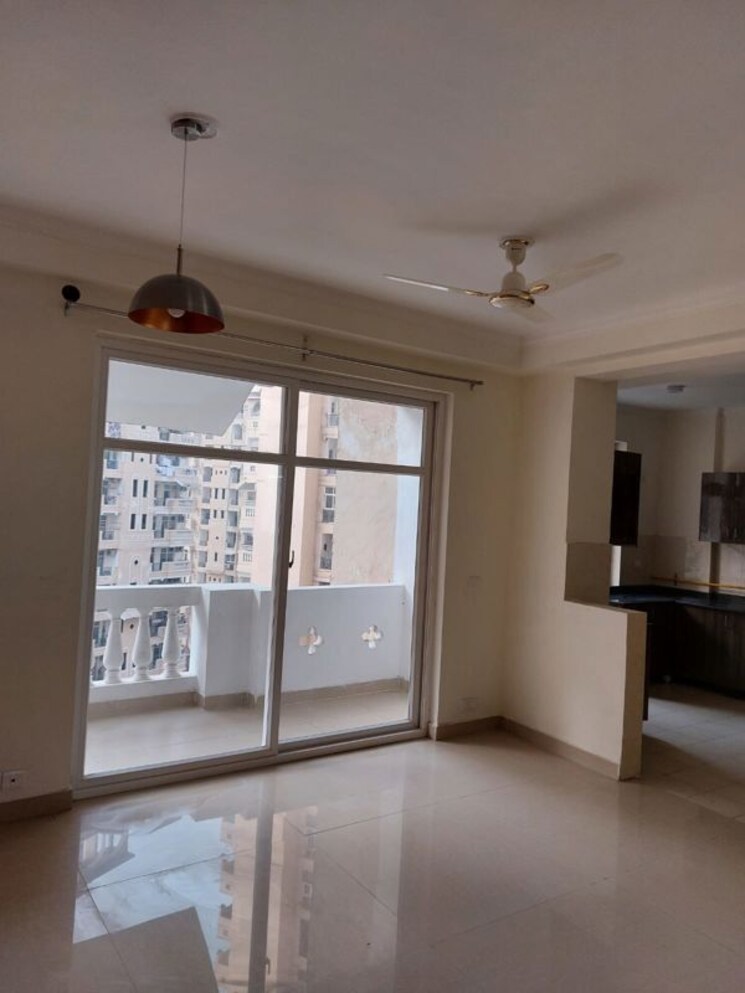 Room, amrapali-sapphire-phase-ii 4 Bedroom 3075 Sq.Ft. Apartment In Sector 45 Noida 9767020