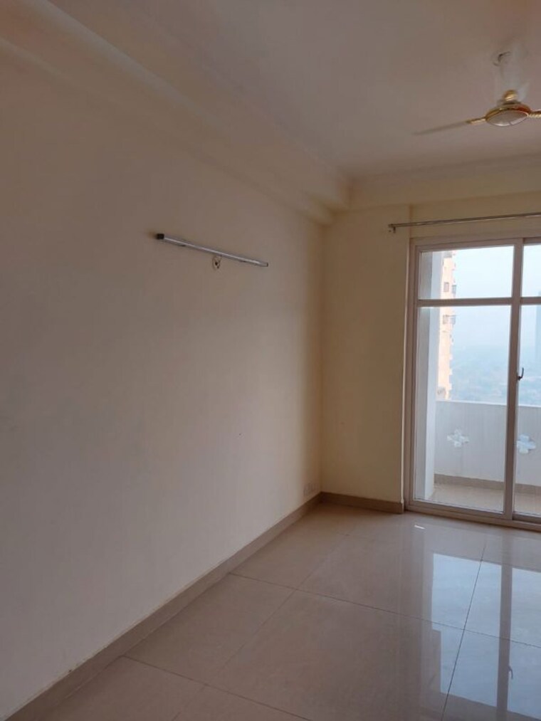 Room, amrapali-sapphire-phase-ii 4 Bedroom 3075 Sq.Ft. Apartment In Sector 45 Noida 9767020