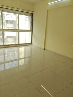 2 BHK + Extra Room Apartment For Rent in Godrej Central