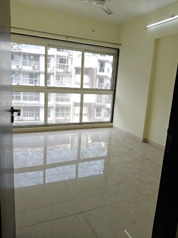 Room in 2 BHK Apartment at Godrej Central, Chembur – for Rent