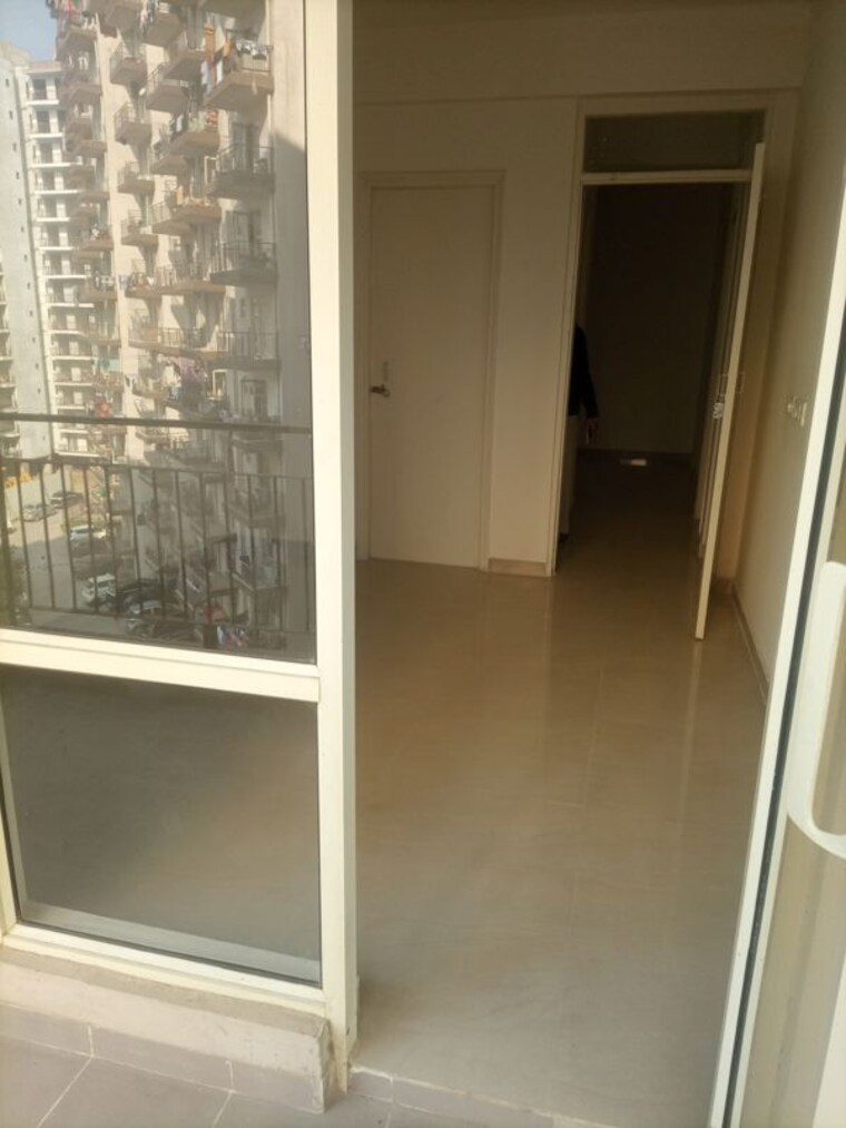 Balcony, rof-aalayas 1 Bedroom 342 Sq.Ft. Apartment In Sector 102 Gurgaon 9767231
