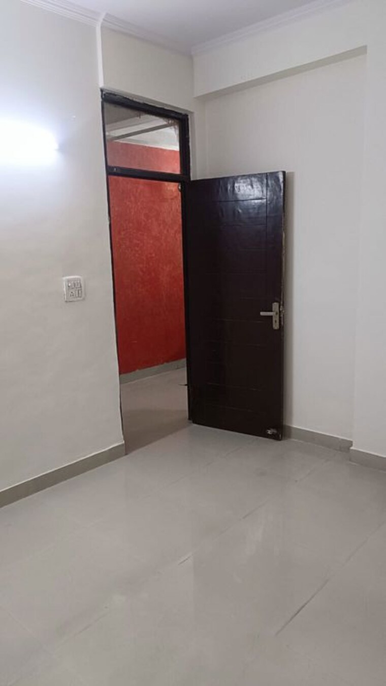Room, indirapuram shakti khand 1 2 Bedroom 700 Sq.Ft. Apartment In Indirapuram Shakti Khand 1 Ghaziabad 9767292