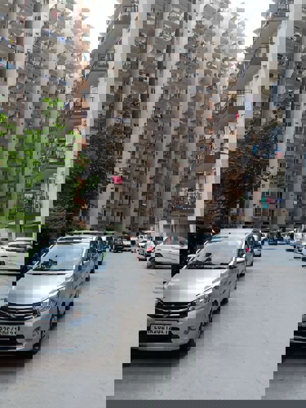 2 BHK Apartment For Rent in ROF Aalayas