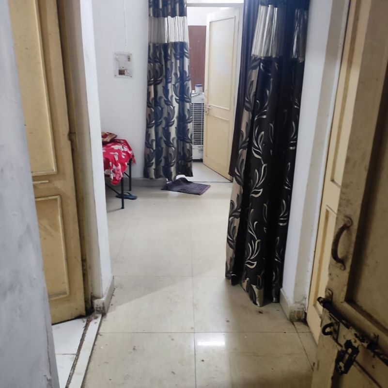 1.5 BHK 600 Sq.Ft. Apartment in Rwa Jalvayu Vihar Noida