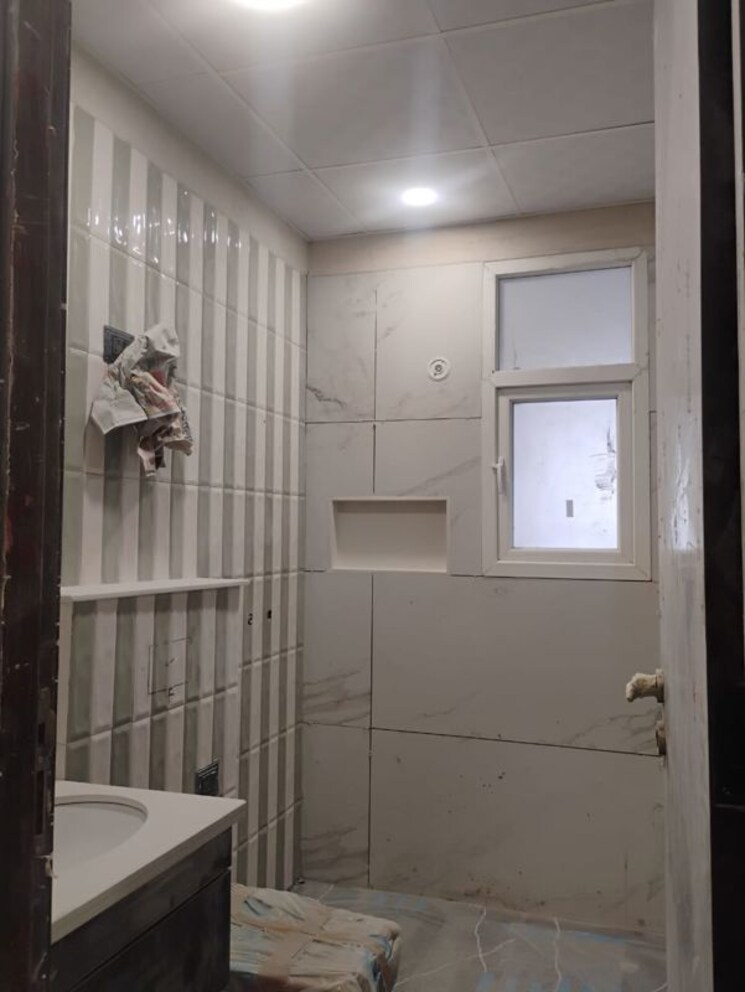 Bathroom, ncr-monarch 3 Bedroom 1345 Sq.Ft. Apartment In Sector 1 Greater Noida Greater Noida 9767337