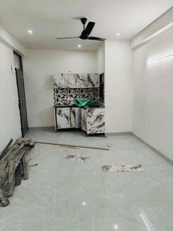 1 BHK Builder Floor For Rent in Saket
