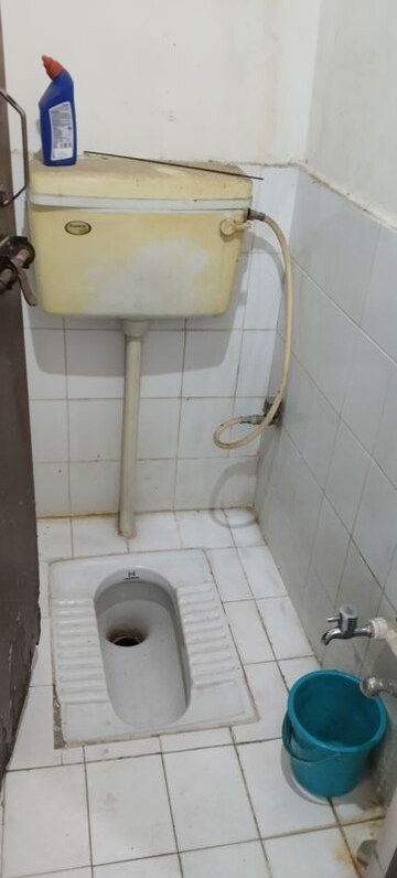 Bathroom in 1 RK Apartment at Erandavane CHS, Erandwane – for Rent