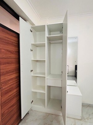 Room in 1 RK Apartment at Sector 115 – for Rent