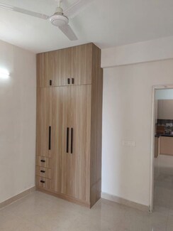 2 BHK Apartment For Rent in Signature The Millennia 3