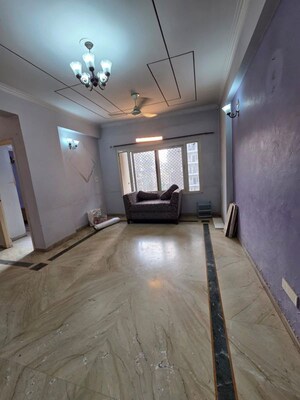 Room in 3 BHK Apartment at SVP Gulmohur Residency, Indrapuram – for Rent