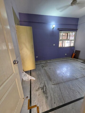 Bathroom in 3 BHK Apartment at SVP Gulmohur Residency, Indrapuram – for Rent