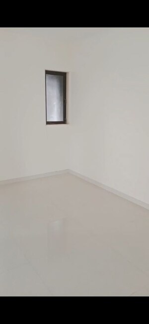 Room in 3 BHK Apartment at Lotus Sky Garden, Malad West – for Rent