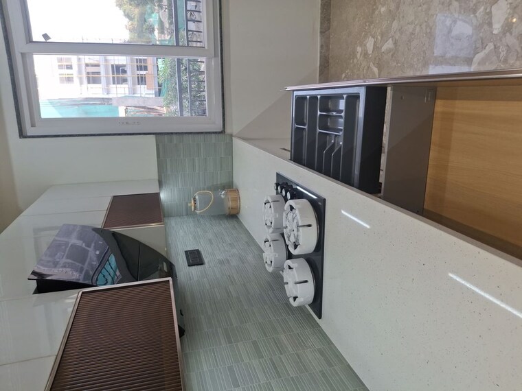 Kitchen, bptp-the-oval 3.5 Bedroom 1450 Sq.Ft. Builder Floor In Sector 70a Gurgaon 9467853