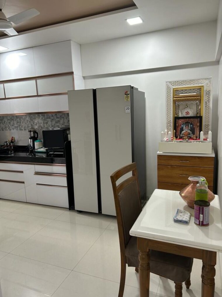Kitchen, bhosale nagar 3 Bedroom 1800 Sq.Ft. Apartment In Bhosale Nagar Pune 9767366
