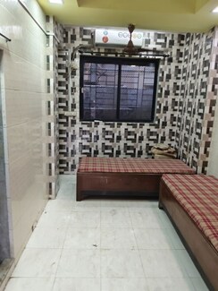 1 BHK Apartment For Rent in Vile Parle West