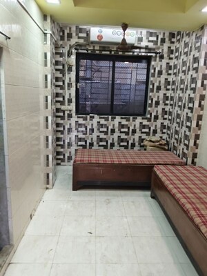 1 BHK Apartment For Rent in Vile Parle West