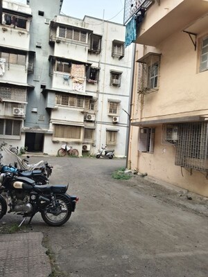 1 BHK Apartment – Exterior View View at Vile Parle West - for Rent