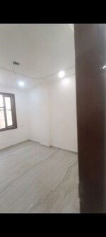 3 BHK 975 Sq.Ft. Builder Floor in Rohini Sector 24