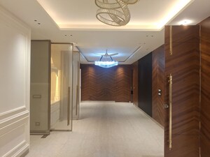 Room in 4 BHK Builder Floor at Ansal Sushant Lok I, Sector 43 – for Sale