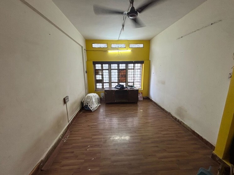Room, erandavane-chs 1 Bedroom 550 Sq.Ft. Apartment In Erandwane Pune 9767377