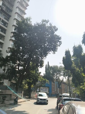 2 BHK Apartment – Exterior View View at Vile Parle West - for Rent