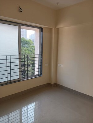 2 BHK Apartment For Rent in Vile Parle West