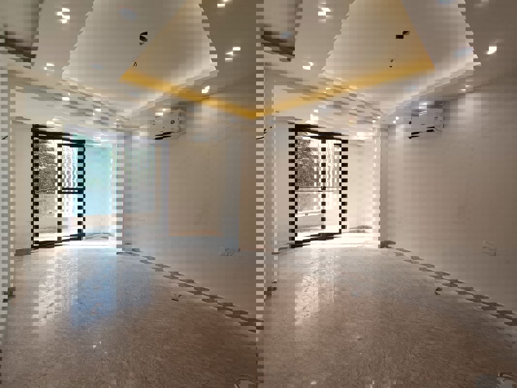 3.5 BHK + Pooja Room,Servant Room 1840 Sq.Ft. Builder Floor in RWA Residential Society Sector 46