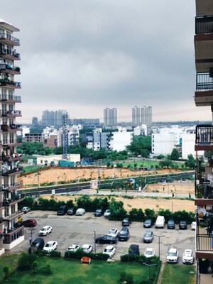 3 BHK Apartment For Rent in ROF Aalayas Phase 2, Sector 102