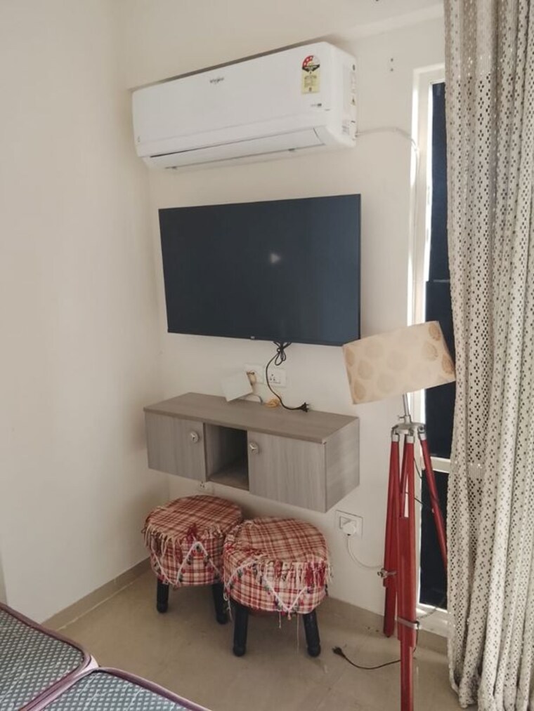 undefined, rof-aalayas 1 Bedroom 405 Sq.Ft. Apartment In Sector 102 Gurgaon 9767459