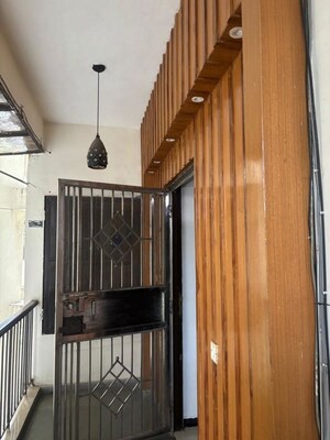 Furnished Amenities in 4 BHK Apartment at Saya Gold Avenue, Vaibhav Khand – for Rent