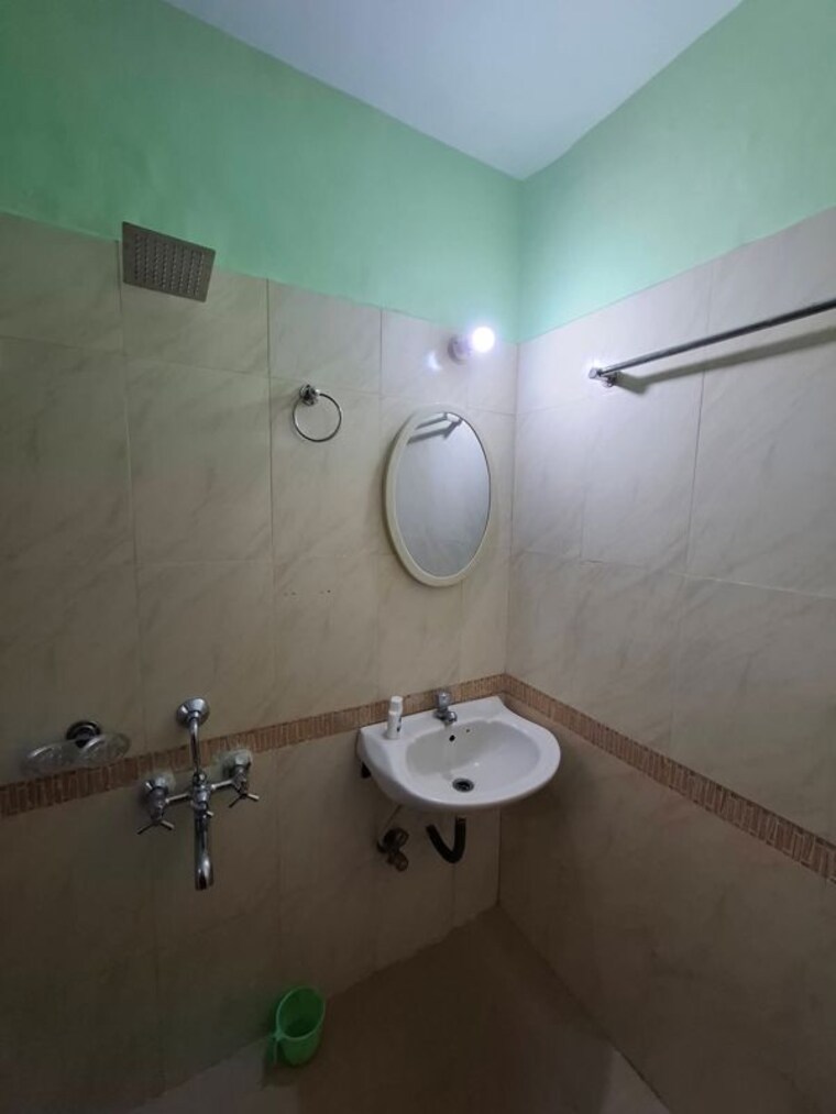 Bathroom, rna-ng-suncity-phase-ii 2 Bedroom 650 Sq.Ft. Apartment In Kandivali East Mumbai 9767471